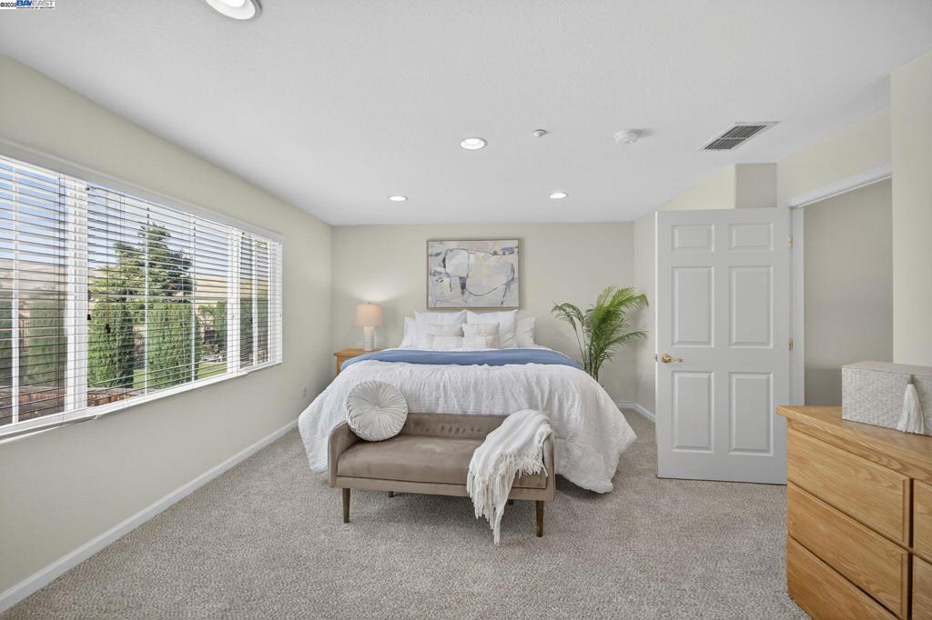 BRENTWOOD HILLS - Residential