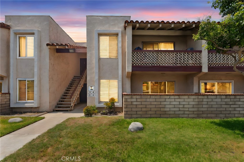 Welcome to this charming condo located in the desirable La Veta Monterey community—an ideal opportunity for first-time homebuyers or savvy investors looking to tap into one of Orange County’s most convenient and evolving locations. This 2-bedroom, 2-bathroom home offers a comfortable layout, a private patio, and access to resort-style amenities including pools, spa, clubhouse, and more. Positioned just steps from CHOC Children’s Hospital and St. Joseph Hospital, and minutes from MainPlace Mall, Angel Stadium, and the Honda Center, this location offers unbeatable access to both daily necessities and premier entertainment. Whether you're commuting, catching a game, or shopping, it’s all within easy reach. Even more exciting? You're at the center of Orange County’s future. With the highly anticipated OC Vibe development and Disneyland expansion both slated for 2026, this area is poised for significant growth—making this condo not only a comfortable home, but a strategic investment. Don’t miss your chance to own in a high-demand rental market with strong long-term upside. Whether you’re buying your first home or expanding your portfolio, this property offers value, location, and opportunity. Property qualifies for 3% Down, No PMI, $20,000 for closing or rate buy down!