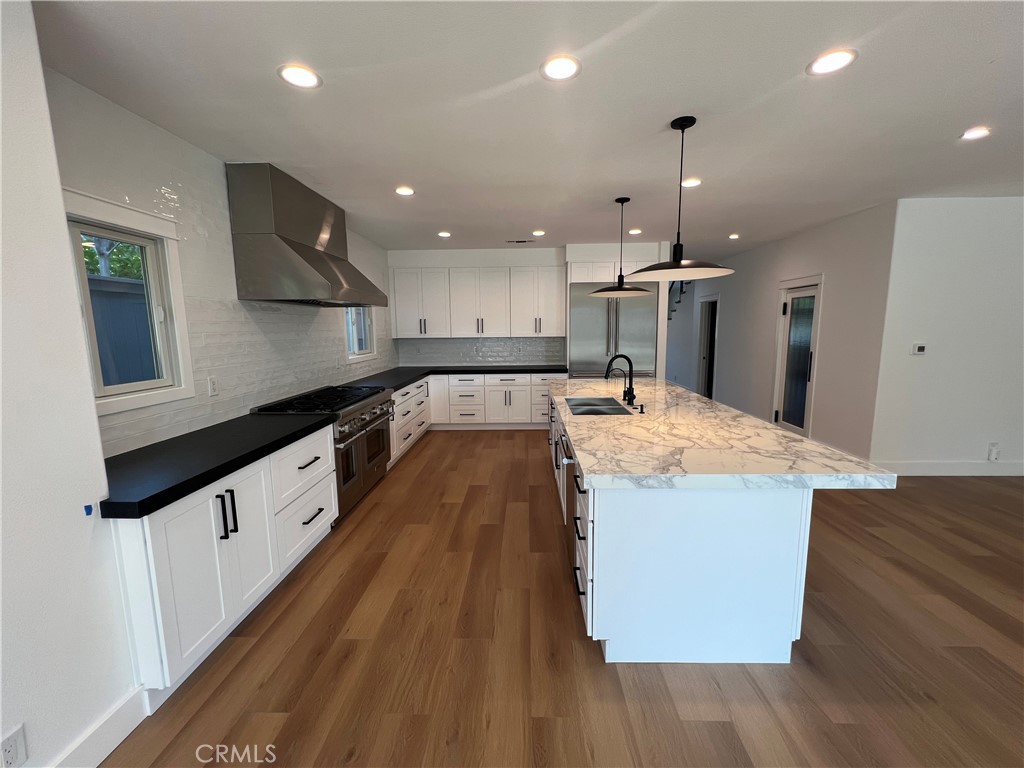 2517 Fairway Drive