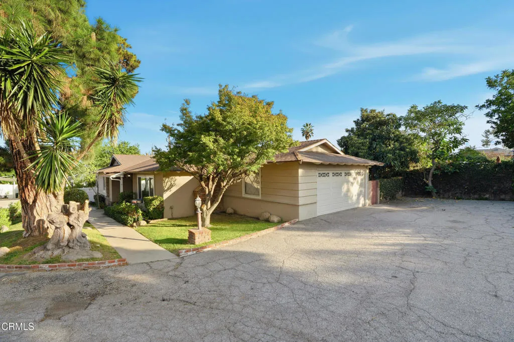 Pasadena, California 91107, United States, 3 Bedrooms Bedrooms, ,2 BathroomsBathrooms,Residential,Active,238852