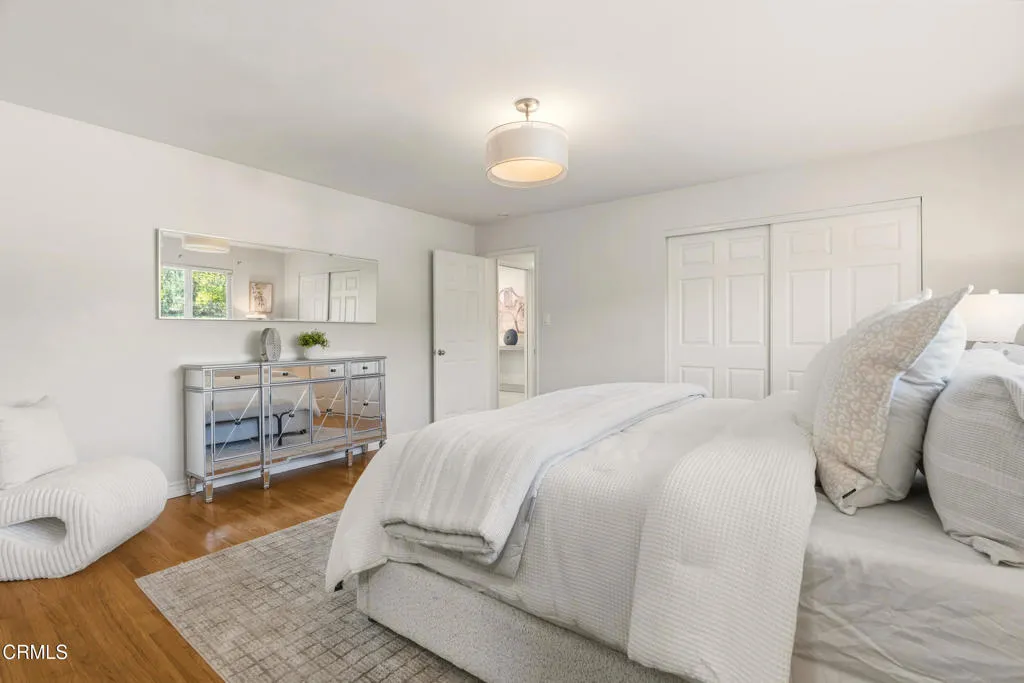 Pasadena, California 91107, United States, 3 Bedrooms Bedrooms, ,2 BathroomsBathrooms,Residential,Active,238852