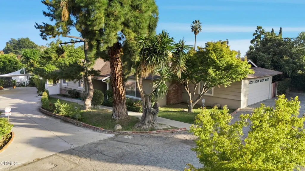 Pasadena, California 91107, United States, 3 Bedrooms Bedrooms, ,2 BathroomsBathrooms,Residential,Active,238852