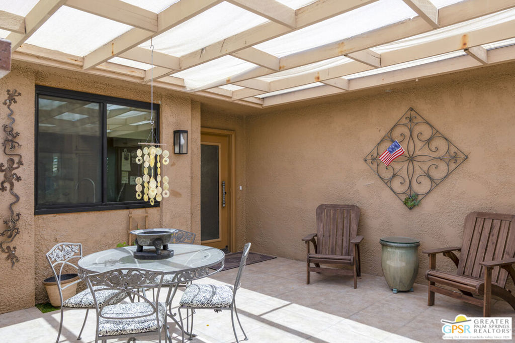 98 La Cerra Drive