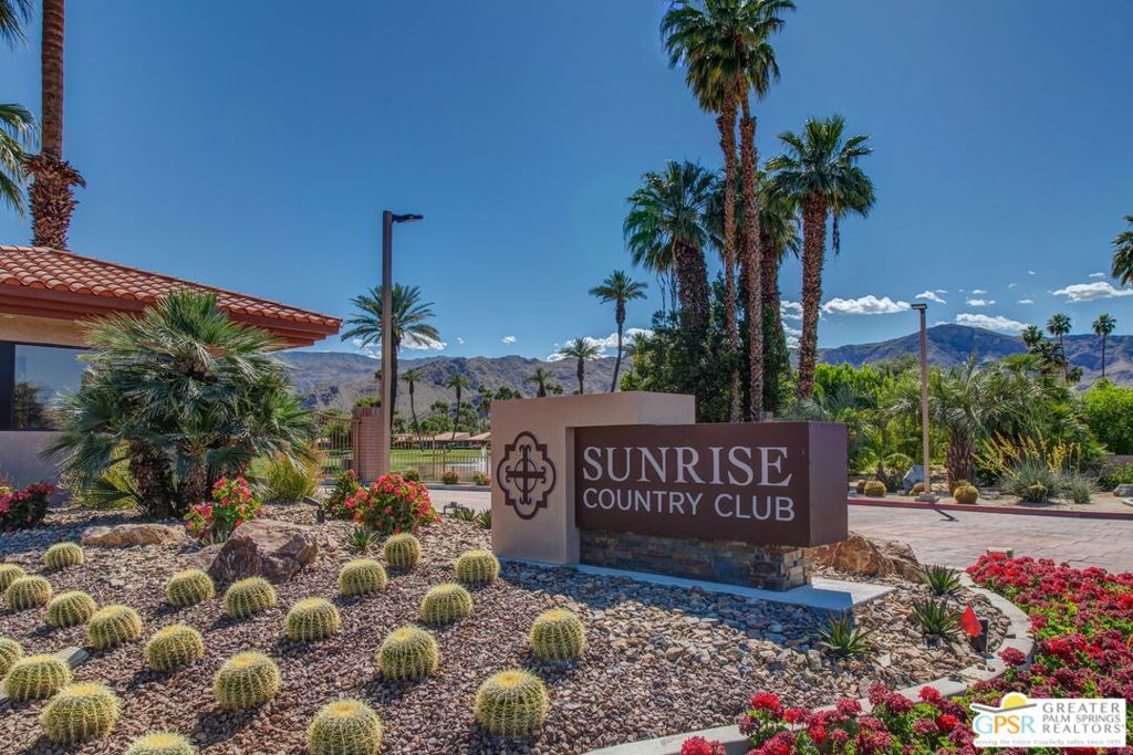98 La Cerra Drive