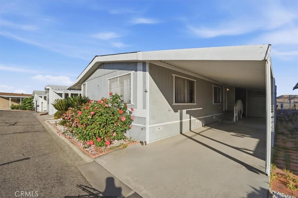5001 W Florida 588