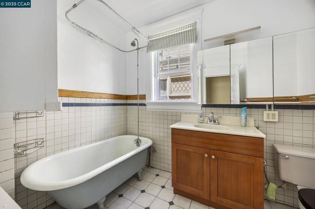 ALAMEDA - Residential Income