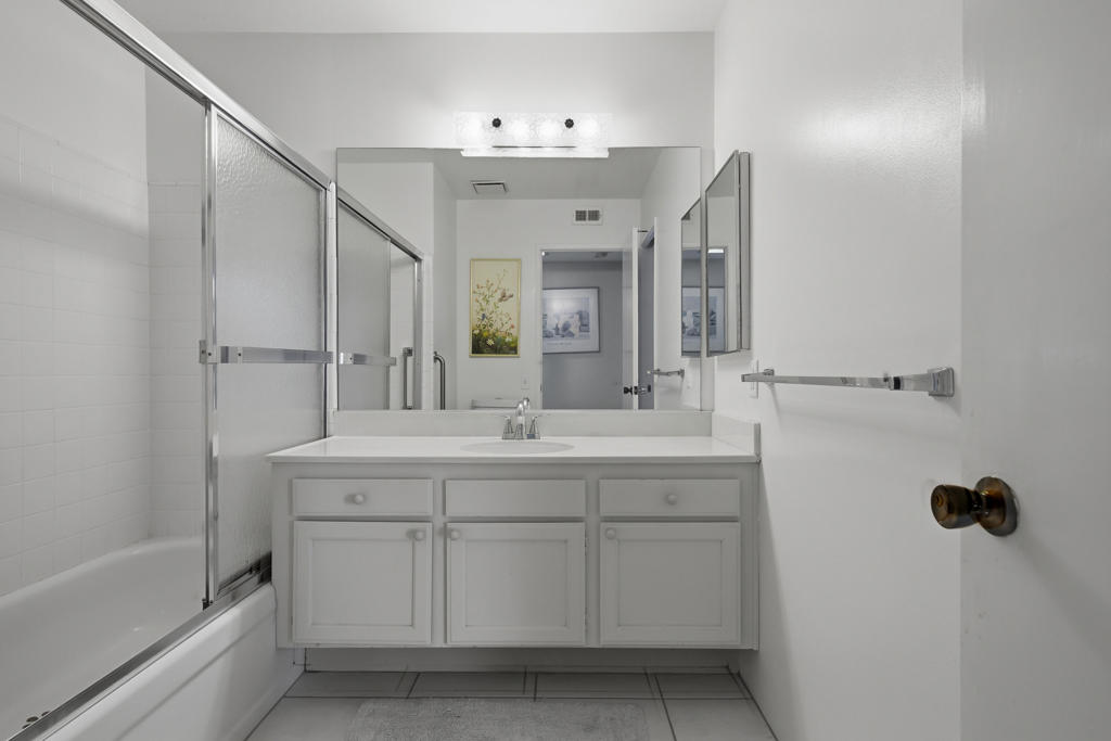 Sunrise C.C. - Residential