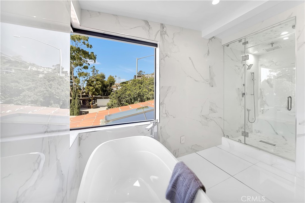 Victoria Beach (VB) - Residential Lease