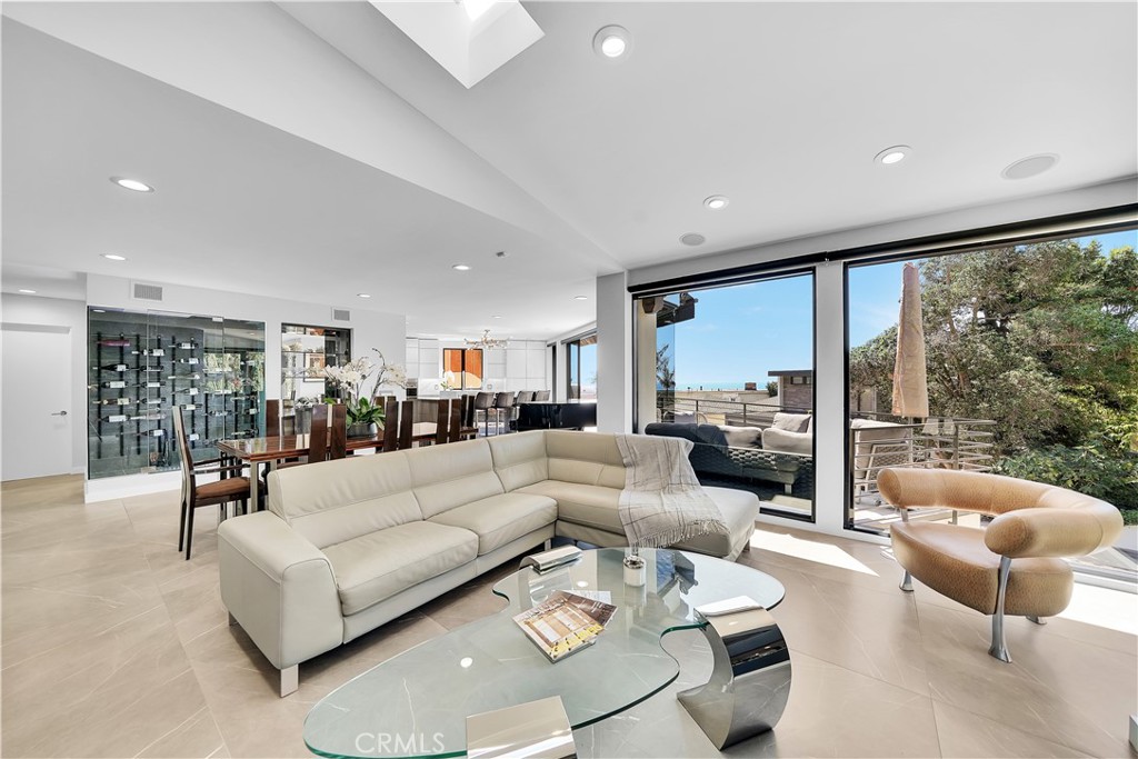 Victoria Beach (VB) - Residential Lease