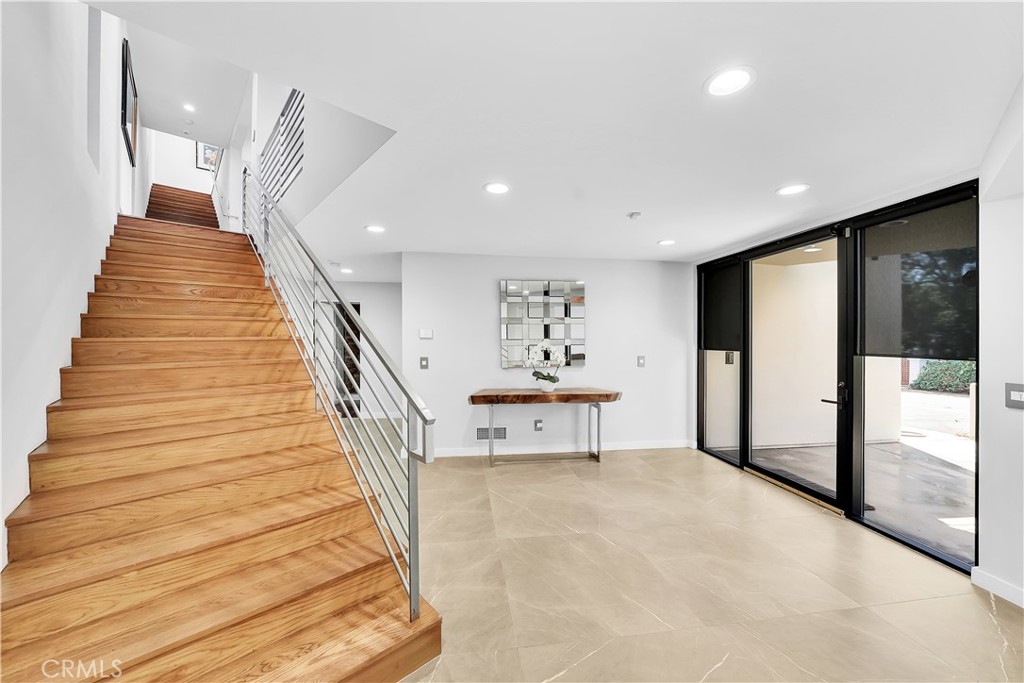 Victoria Beach (VB) - Residential Lease