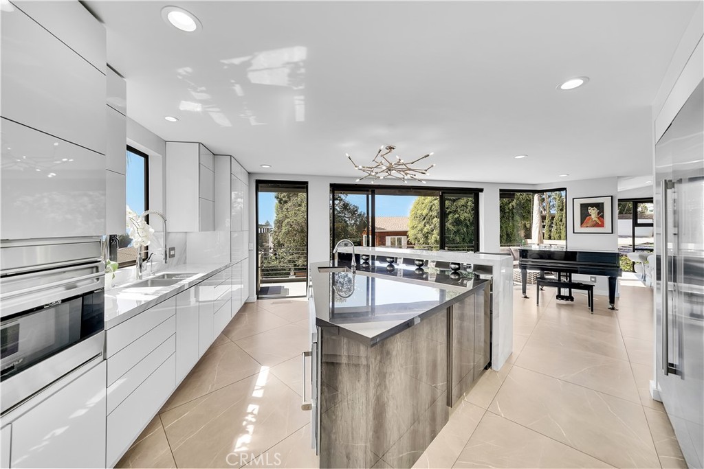 Victoria Beach (VB) - Residential Lease