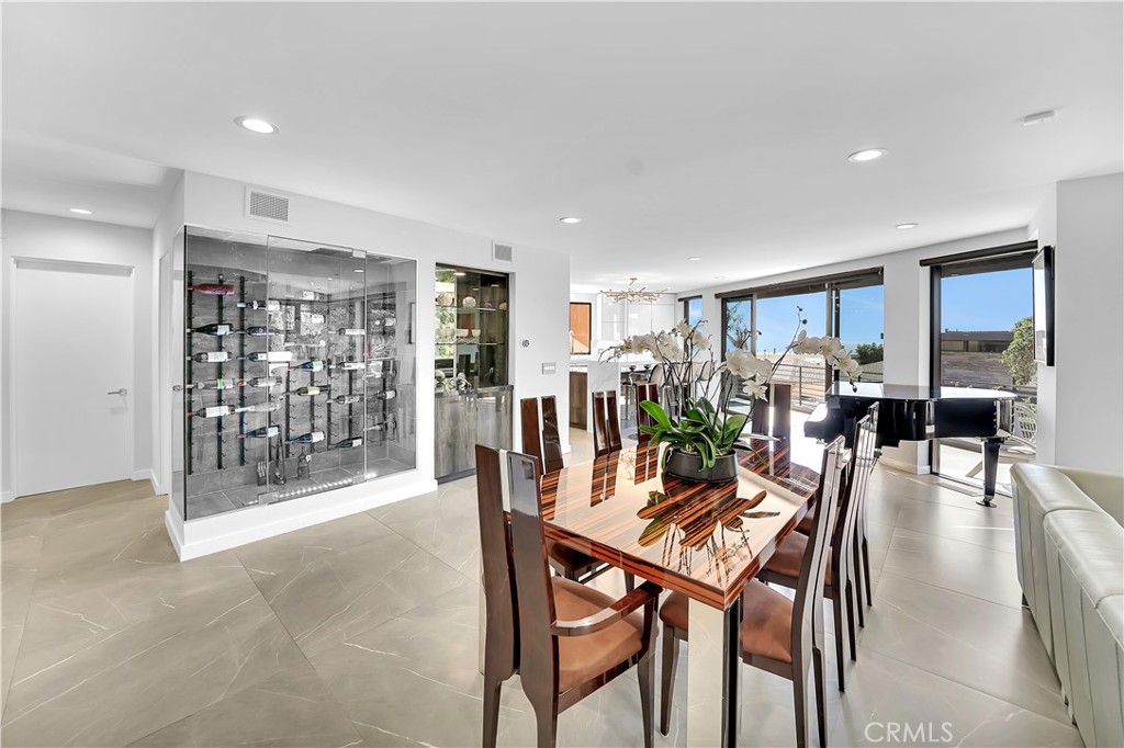 Victoria Beach (VB) - Residential Lease