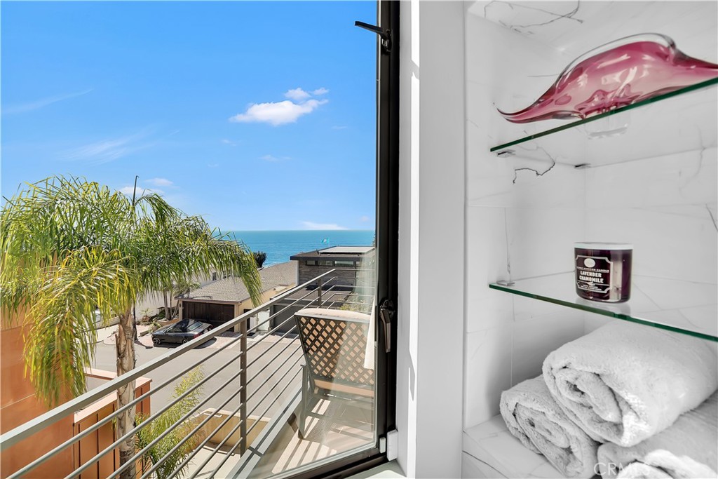 Victoria Beach (VB) - Residential Lease