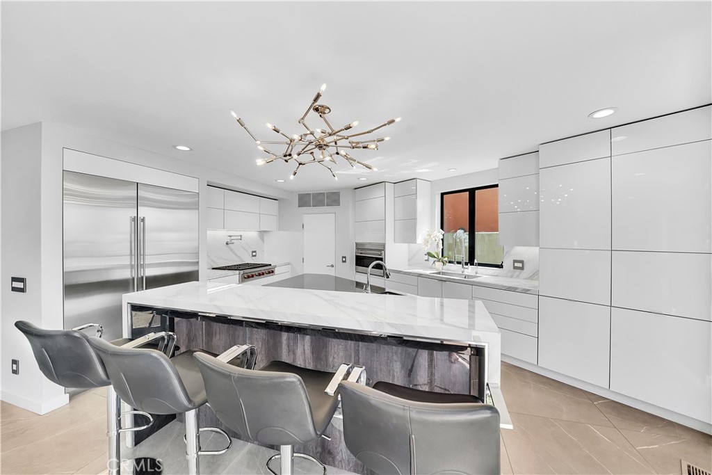 Victoria Beach (VB) - Residential Lease