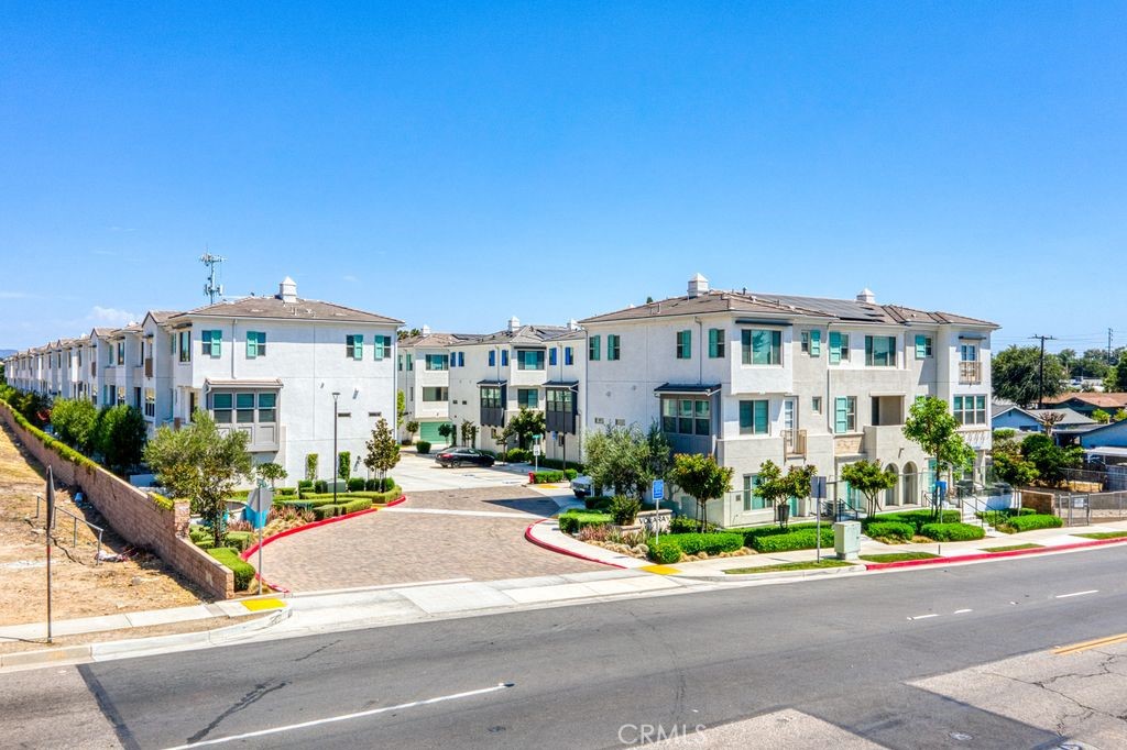 119 E Knox Drive