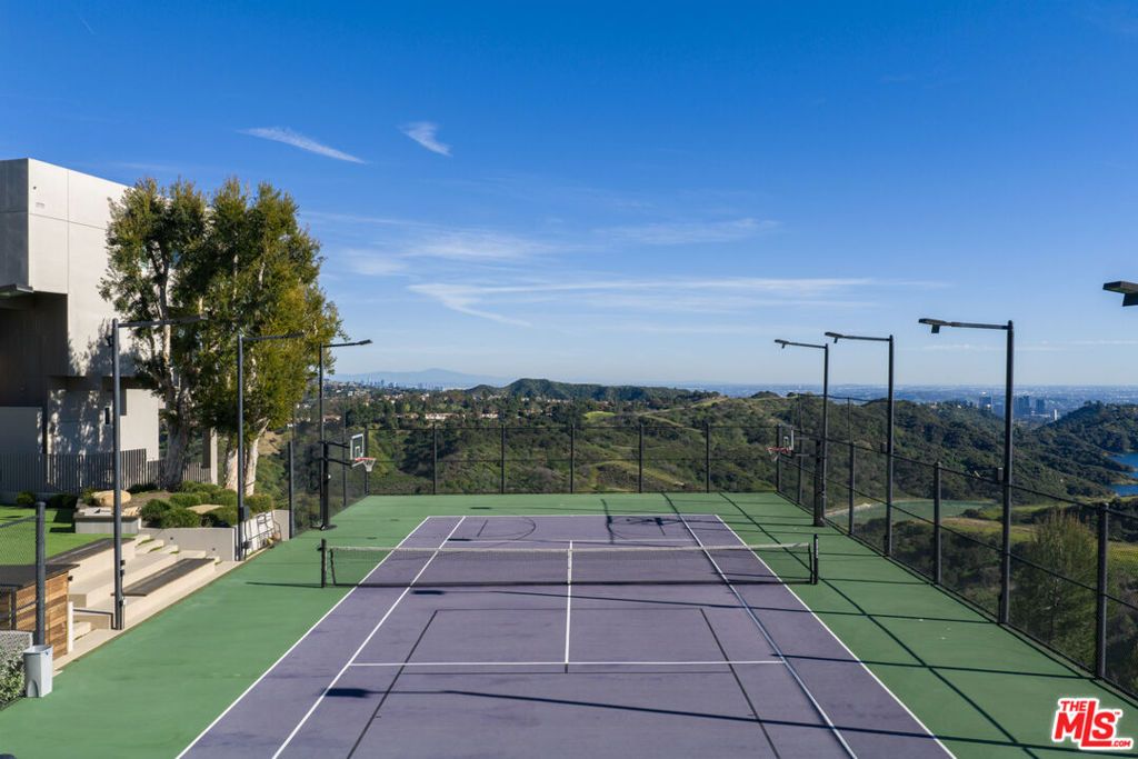 Photo of 15210 Antelo Place, Los Angeles, CA 90077 (MLS # 26659065)