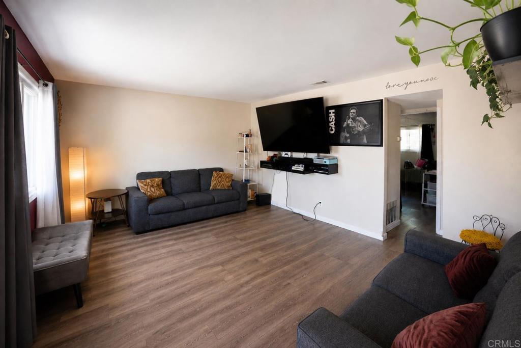 4658 Calle Del Palo