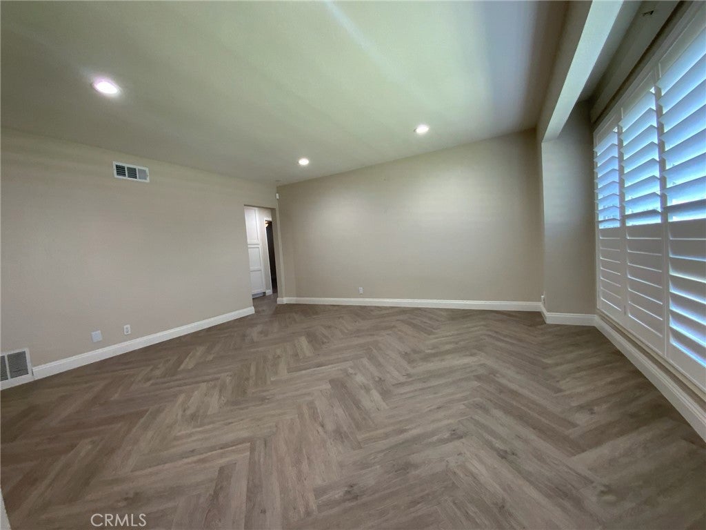 761 W 6th ST, Ontario CA 91762