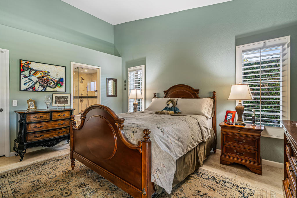 Palm Court - Residential