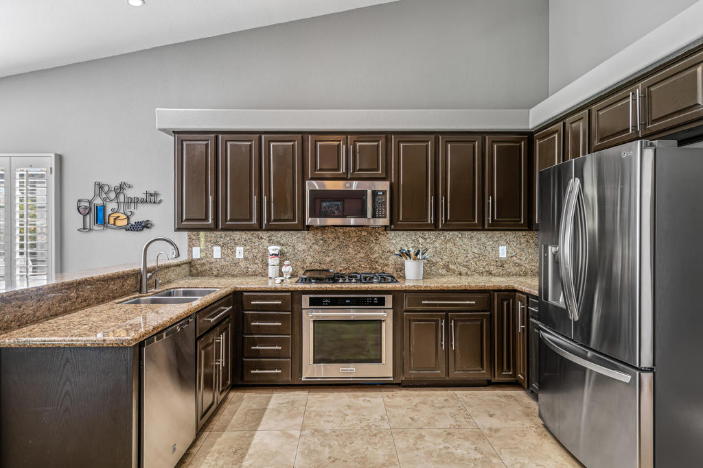 Palm Court - Residential