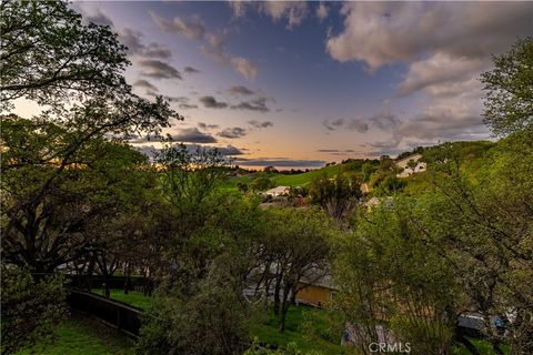 Tiny photo for 507 Grand Canyon Dr, Paso Robles, CA 93446 (MLS # NS26047083)