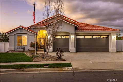 Photo of 507 Grand Canyon Dr, Paso Robles, CA 93446 (MLS # NS26047083)