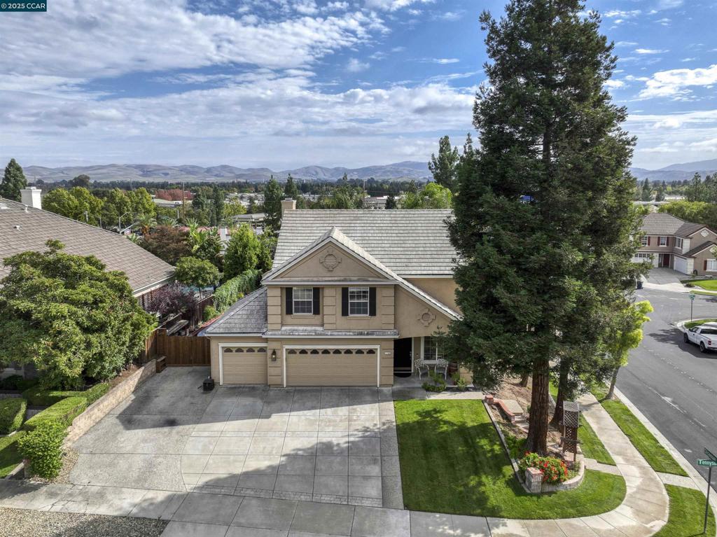 PULTE ESTATES - Residential