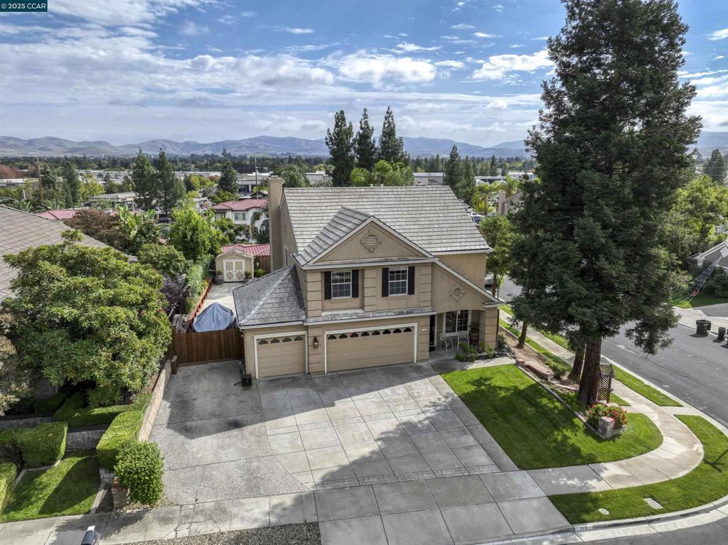 PULTE ESTATES - Residential