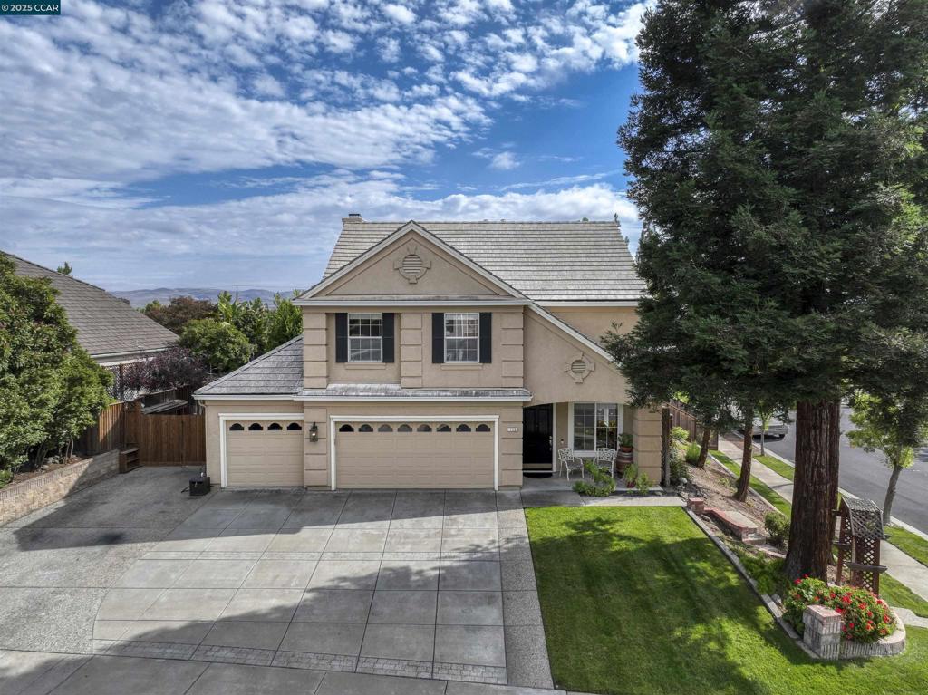 PULTE ESTATES - Residential