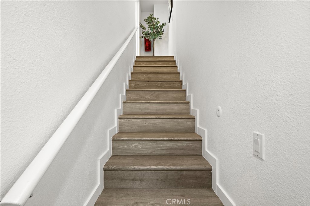 590 Traverse Drive, Costa Mesa CA 92626 - Photo 27