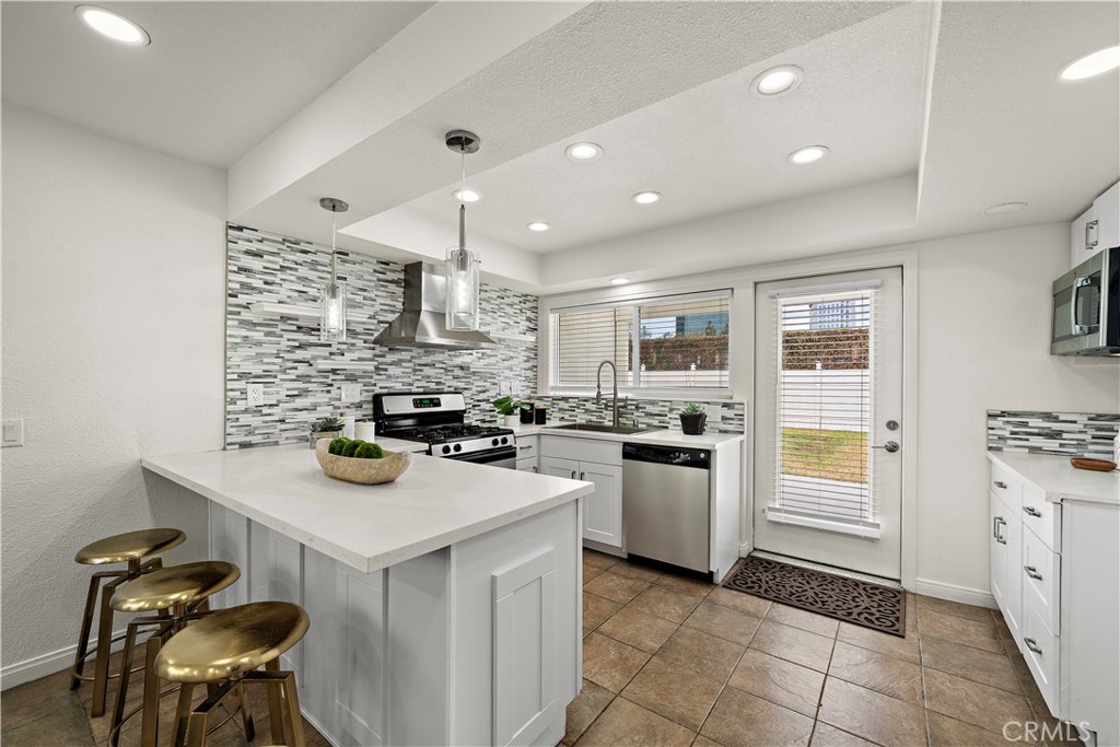 590 Traverse Drive, Costa Mesa CA 92626 - Photo 8