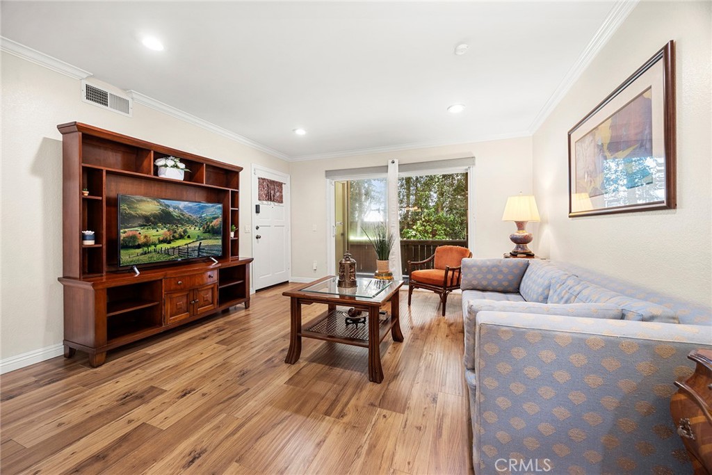 10460 E Briar Oaks B