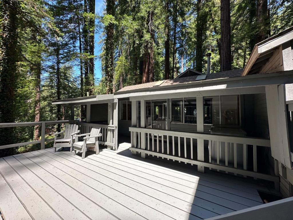 9 Sequoia Drive