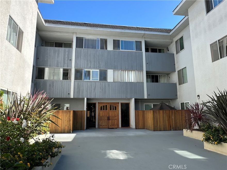 Perfect in every way!  This well located single level home offers a harmonious blend of comfort, convenience and community amenities. The soaring vaulted ceilings give a feeling of openness allowing in the natural light.  Adjacent to the spacious living room is a nearly three hundred square foot tiled patio, perfect for outdoor entertaining or just relaxing after a long day at work.  Stylishly appointed, the beautifully remodeled kitchen features quartz countertops, rustic wood shelving and stainless steel appliances.  Additional amenities include two primary bedrooms each with its own remodeled bath, freshly painted interior, plantation shutters, plenty of storage, newer dual pane windows and plank flooring throughout.  Last but not least, there is central air conditioning controlled by a NEST thermostat! Residents of the Buckingham complex enjoy a sparkling pool, convenient trash chute, gated underground parking and lobby with communal library.  Located cross from Fox Hills Park and close to major tech offices, studios, LAX, Playa Vista, Fox Hills Mall, great restaurants, 405, 10 and 90 freeways and more!  This home is a rare opportunity for a move-in ready property in one of Culver City's most accessible neighborhoods!