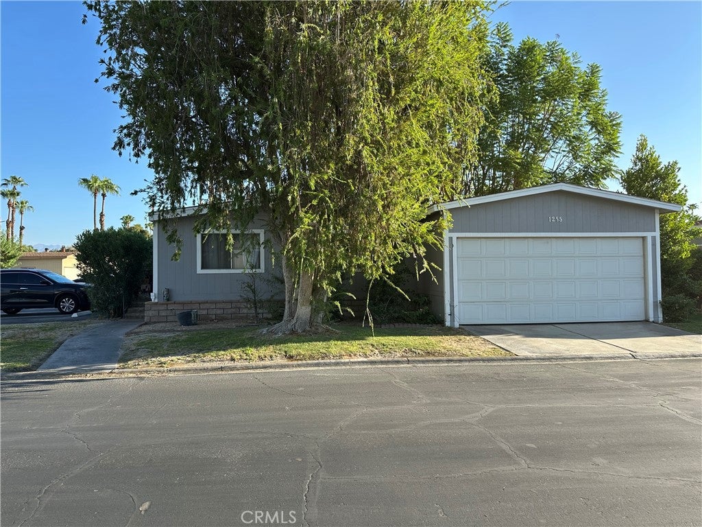 1255 Via Benicia