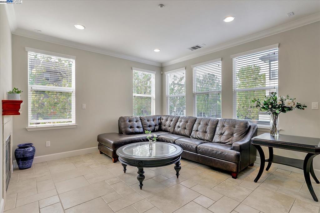 WINDEMERE - Residential Lease