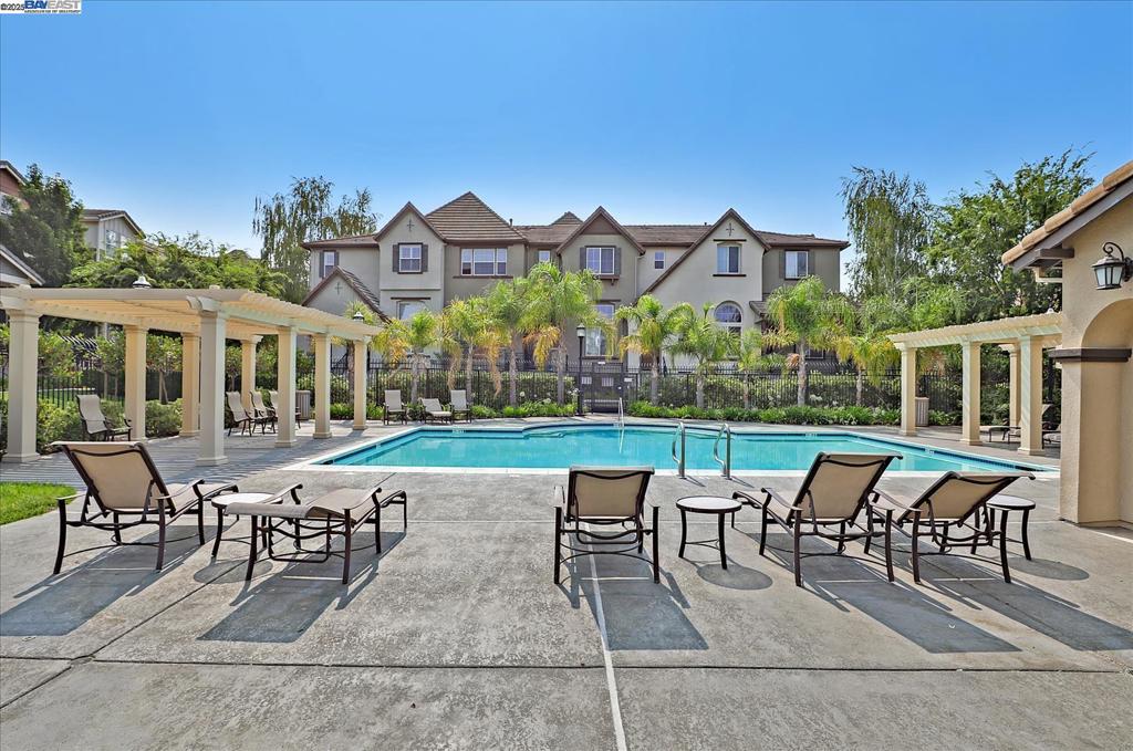 WINDEMERE - Residential Lease