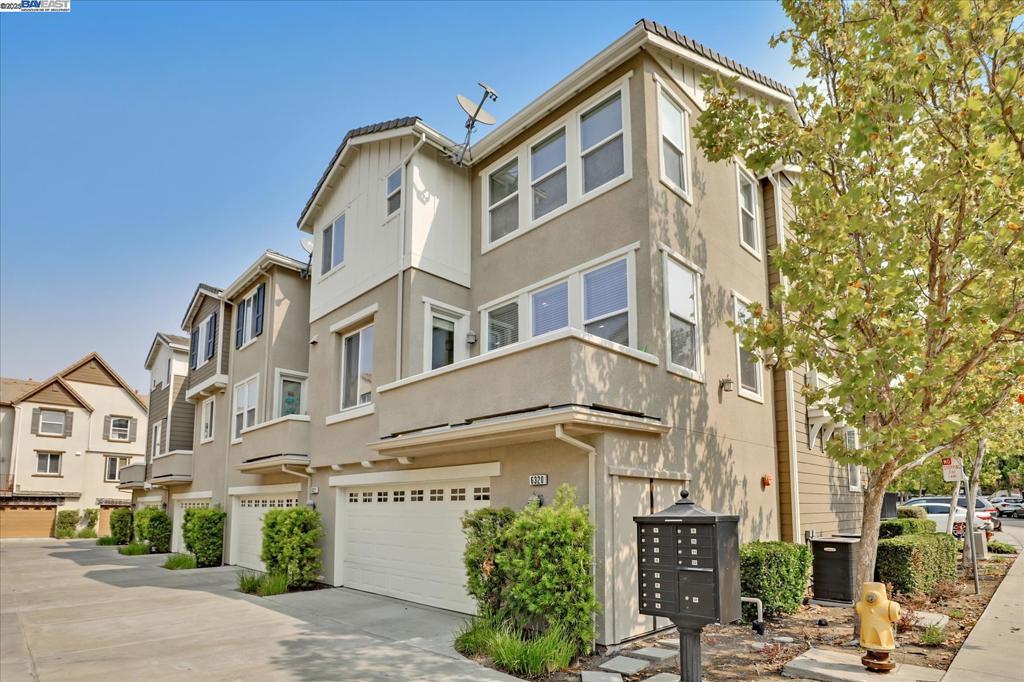 WINDEMERE - Residential Lease