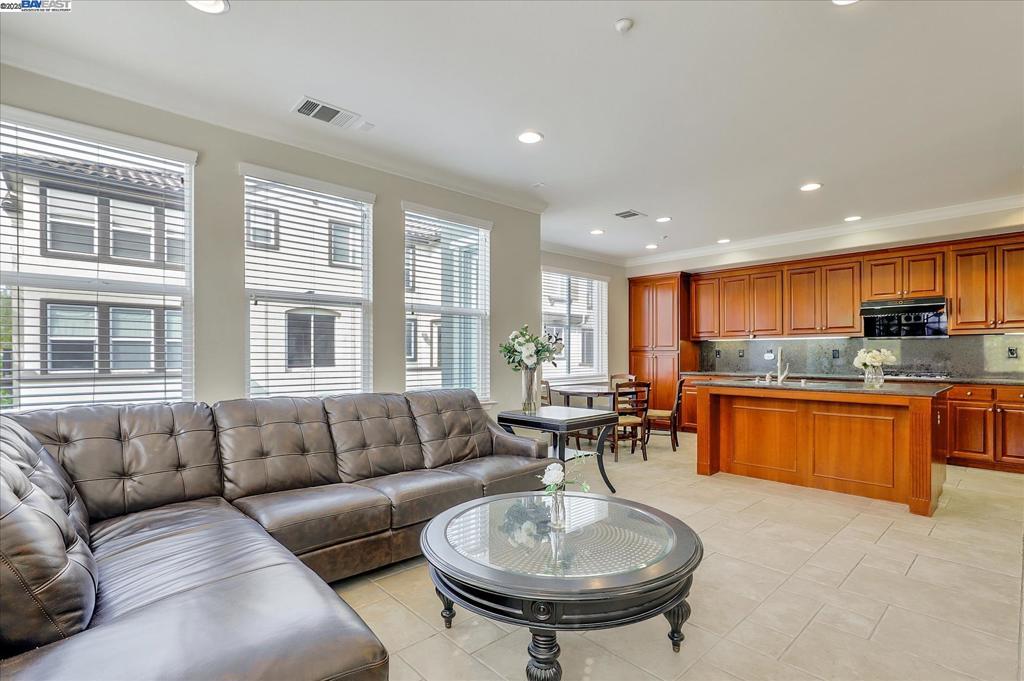 WINDEMERE - Residential Lease