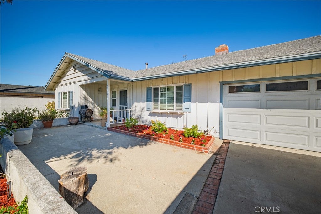 2726 Castle Rock