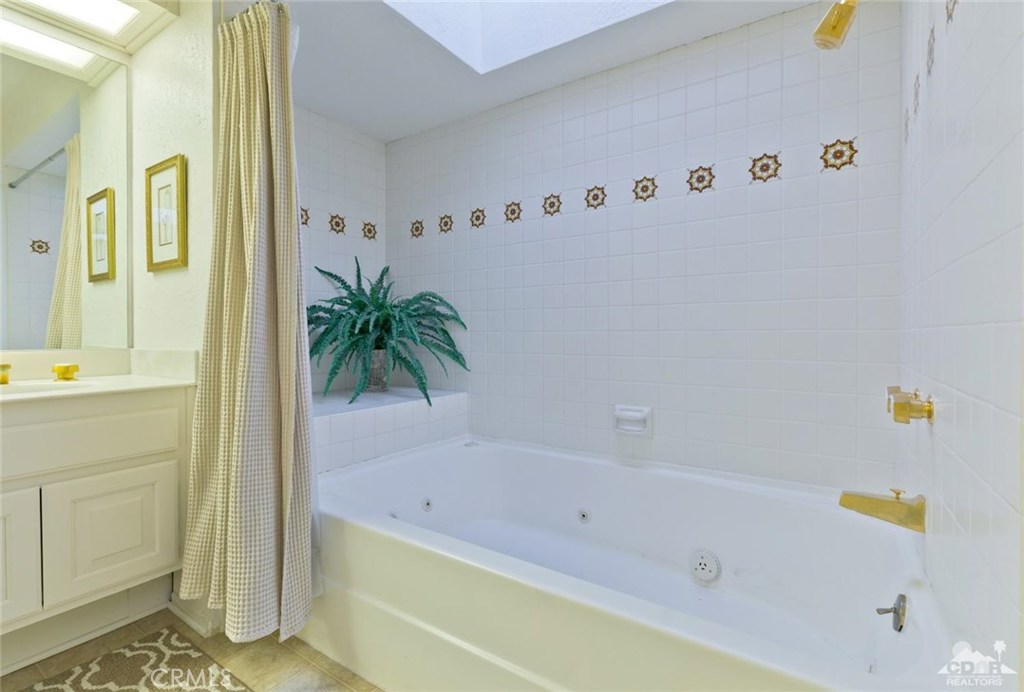 Rancho Mirage Rc - Residential