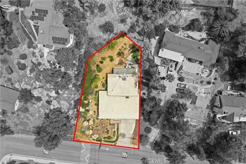 Tiny photo for 6060 Pachappa Drive, Riverside, CA 92506 (MLS # SW26086859)