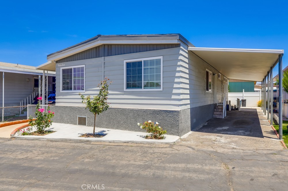 9530 Alondra Blvd. 46