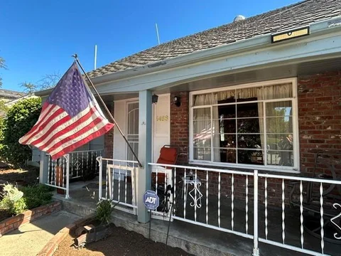 MLS: ML82056653