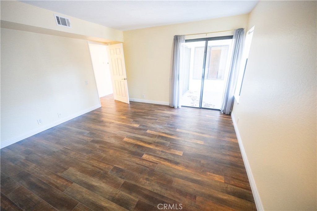 Terrace (Stacked) (SC) - Residential Lease