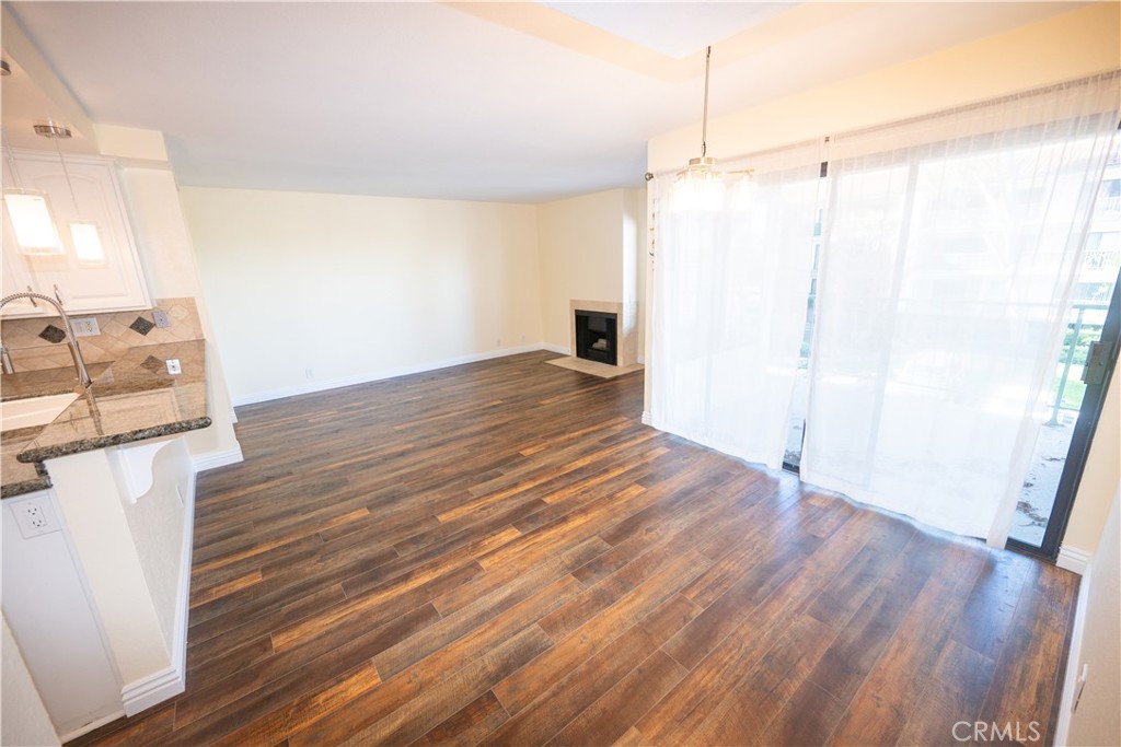 Terrace (Stacked) (SC) - Residential Lease