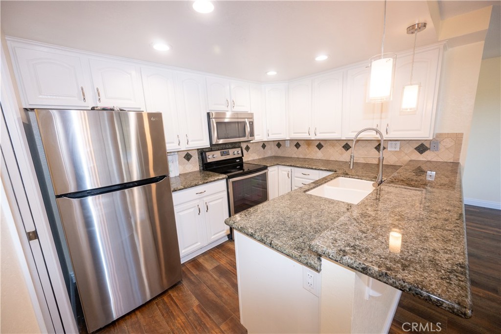 Terrace (Stacked) (SC) - Residential Lease