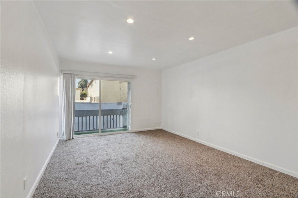 Photo of 18620 Hatteras Street #247, Tarzana, CA 91356 (MLS # OC25197743)