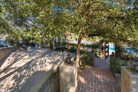 Tiny photo for 5 Mckevett HTS, Santa Paula, CA 93060 (MLS # V1-38370)