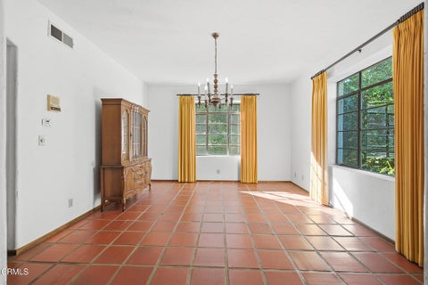 Tiny photo for 5 Mckevett HTS, Santa Paula, CA 93060 (MLS # V1-38370)